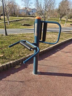 户外健身器材