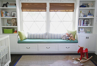 窗边舒适阅读角