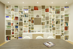 现代风格开放式书架空间