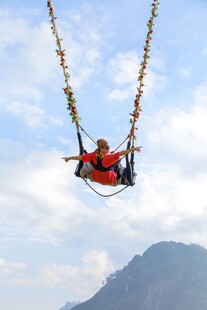 空中飞人体验刺激索道