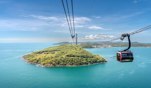 海上缆车穿梭于岛屿之上
