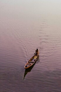 水面上的双人小船