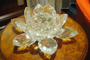 晶莹剔透水晶莲花摆件