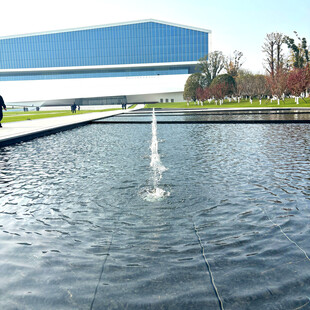 户外水池喷泉景观