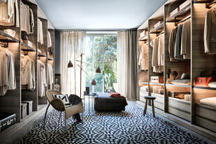 豪华衣帽间尽显优雅格调