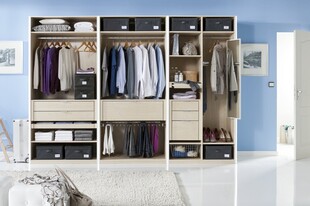 现代简约风格开放式衣柜