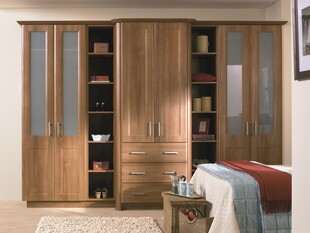 现代风格木质组合衣柜