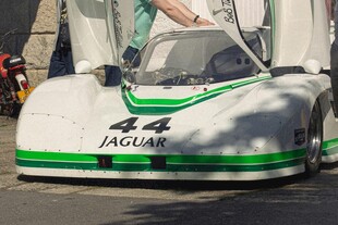 复古赛车Jaguar展示风采