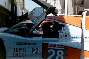 赛车28号驾驶舱内视角