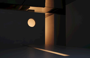 室内光影下的圆形光斑