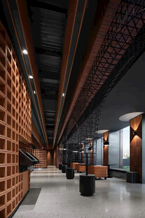 现代时尚的室内书架空间