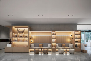 现代简约风客厅木质装饰柜