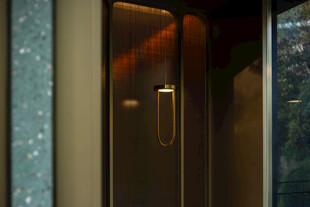 现代奢华风格的室内门设计