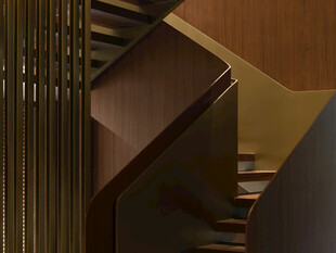 现代风格金属质感楼梯