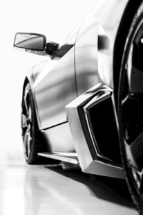 炫酷银色跑车局部特写