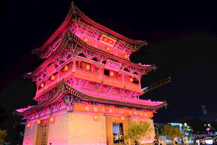 古楼夜景 璀璨灯火映辉煌