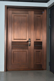 实木双开门尽显家居质感