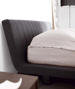 现代简约风格床头特写