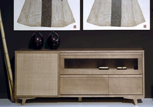 简约木质电视柜家居展示