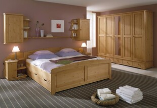 简约木质卧室家具布置