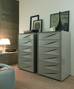 现代简约风格卧室斗柜