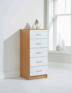 简约五斗柜点亮温馨空间