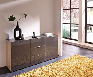 现代简约风格的客厅边柜