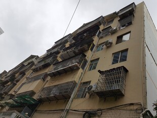 老旧居民楼外观景象