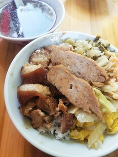 美味卤肉盖饭套餐