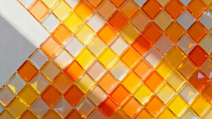 橙黄渐变几何方块背景