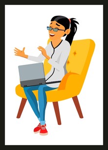 女子坐沙发用笔记本电脑