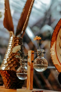 复古化学实验器具展示