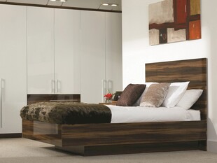 现代简约风格卧室床具