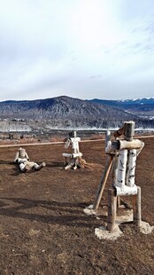 新疆喀纳斯荒凉土地上的古老遗迹