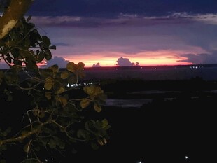 黄昏时分的美丽天际线