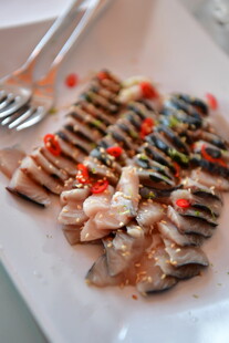 美味香煎鱼块摆盘精致