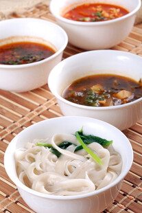 美味多样的中式面食组合