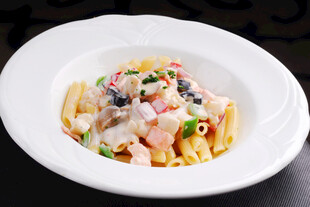 虾仁意面配多彩食材