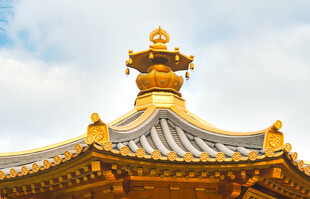 中式古建筑屋顶特写