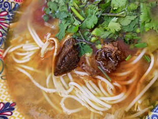 美味鲜香的特色牛肉面