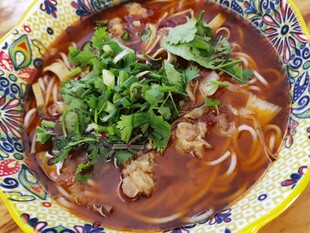 美味牛肉香菜汤面