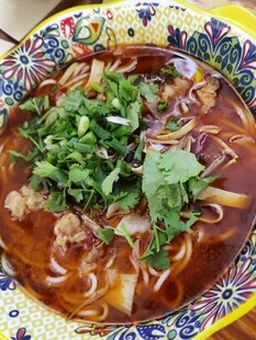 美味红油飘香特色面条