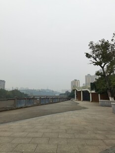 江边开阔平台景观