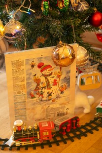 圣诞装饰与复古风节日卡片