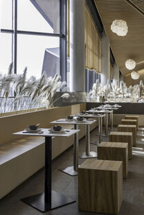 现代简约风餐厅室内场景