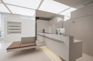 现代简约风格室内接待区