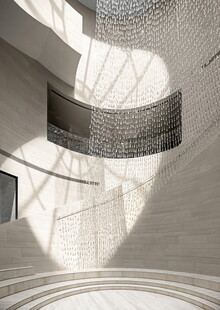 现代简约金属环形吊灯设计