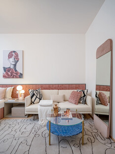 现代简约风温馨客厅一角