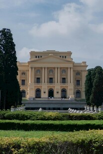 宏伟壮观的古典风格建筑