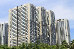 高楼林立的现代城市景观